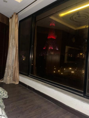 Facing Eiffel Tower studio apartment available for rent for families